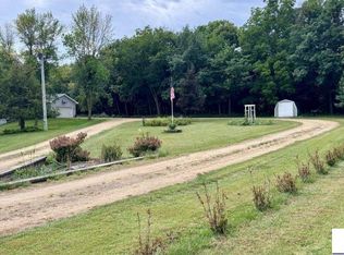 301 Myrick St, Le Sueur, MN 56058
