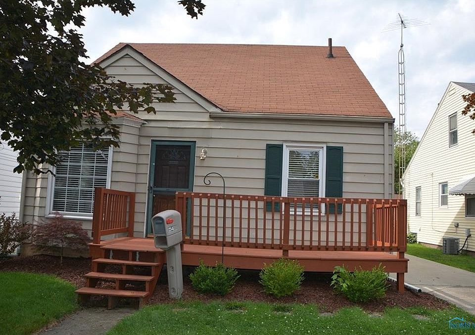 1st image of 2540 Grantwood Dr