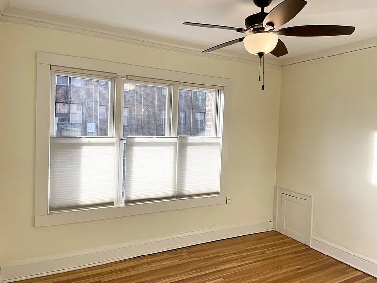 2338 Marshall Apartments — Photo 46
