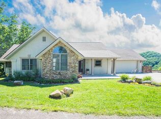 710 John Sevier Dr, Sevierville, TN 37876
