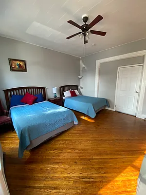 Rented by Compass | media 27