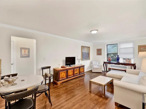 40 89th Street image 4 of 21