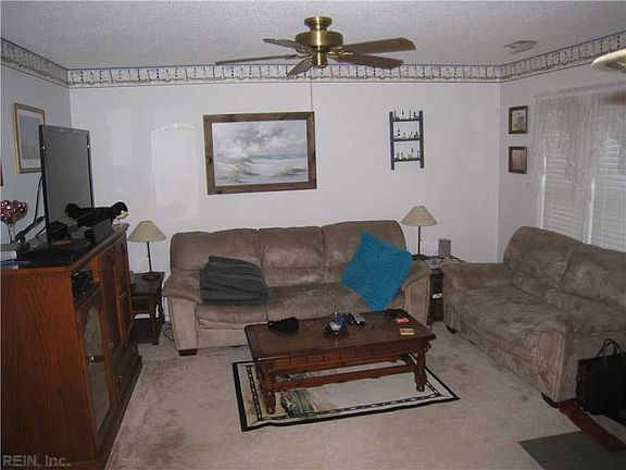 2nd image of 3838 Wyatt Dr