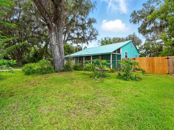 205 E Cochran Ave, Hastings, FL 32145