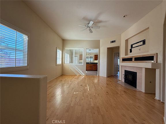3rd image of 33015 Eagle Point Dr
