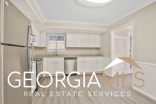 4th image of 1113 Park Forest Ct