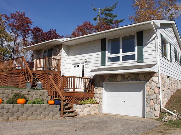 2nd image of 2138 Edgewood Dr SE