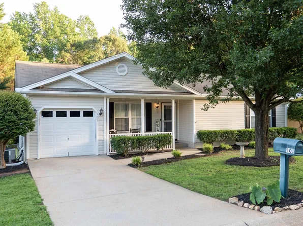 101 Kingston Ct, Greer, SC 29651