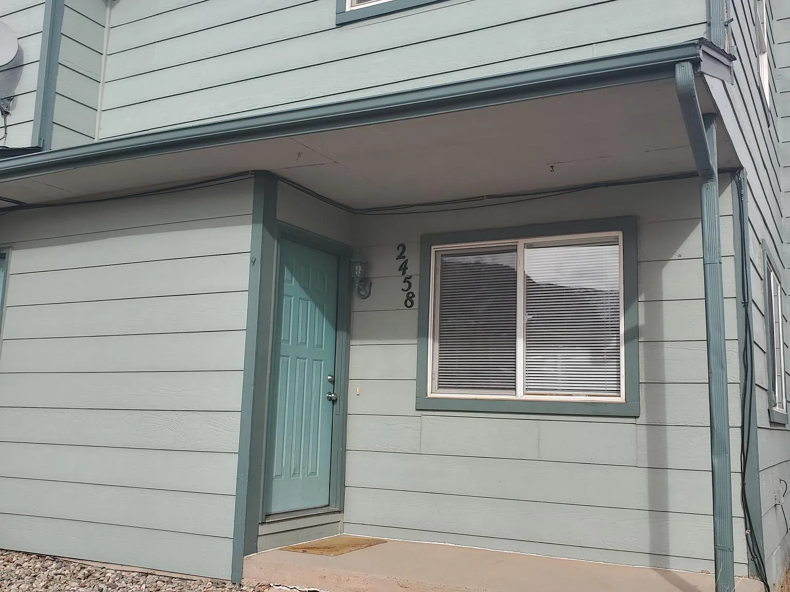 2 bed, 1.5 bath, 1022 sqft, $1,395 — Photo 1