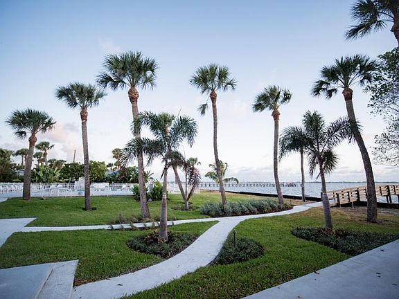 4th image of 2625 NE Indian River Dr #14