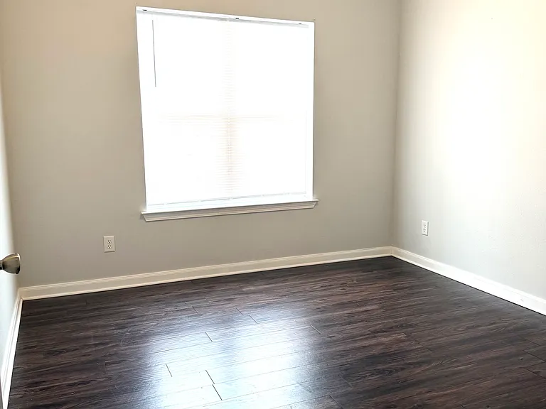 City Center Apartment Homes — Photo 11