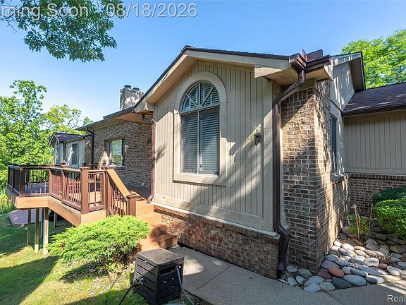 5th image of 7521 Hickory Hill Dr