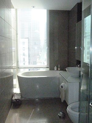 4th image of 247 W 46th St APT 1905