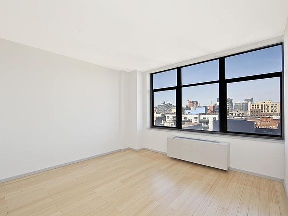 3rd image of 424 Bedford Ave APT 15C