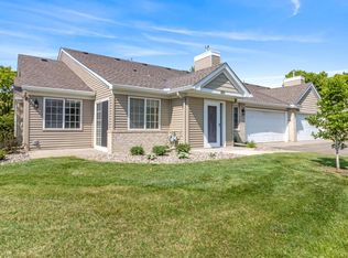 480 Frisco Ct, Chanhassen, MN 55317