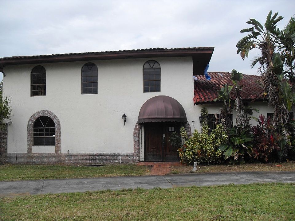 1st image of 15100 NE 2nd Ave