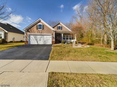 5 E Sistene Ct, Farmingdale, NJ, 07727