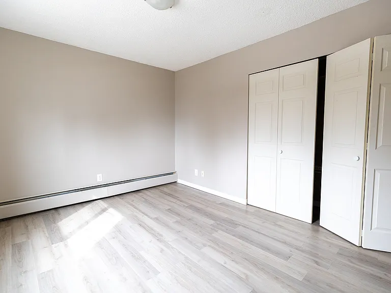 5355 Waverley Dr SW — Photo 18