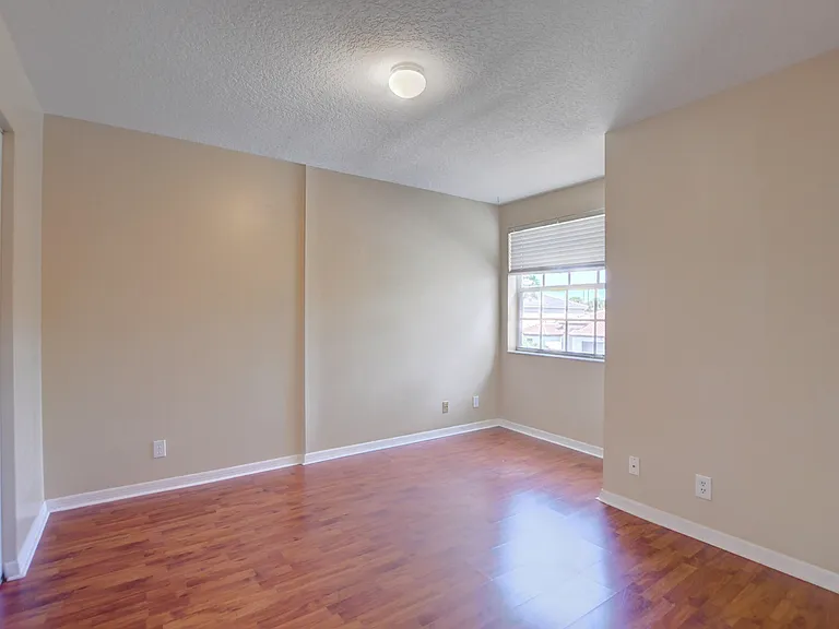 11073 Harbour Springs Cir — Photo 39