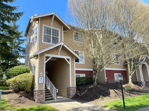 710 240th Way SE Unit G201