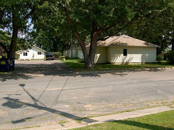 2nd image of 29185 Main St