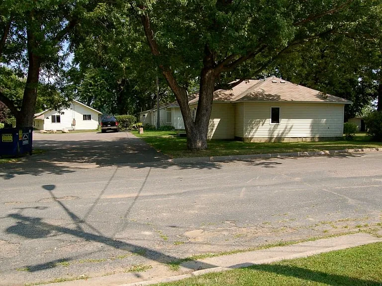 29185 Main St — Photo 2