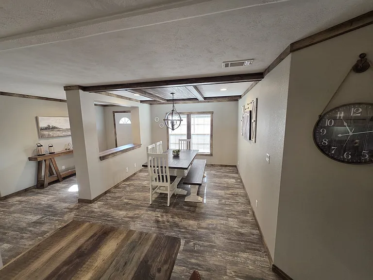 1242 N Alameda Rd — Photo 5