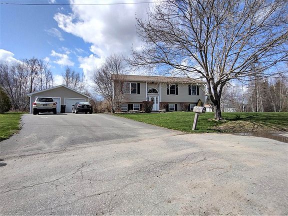 3rd image of 18 Alder Ln