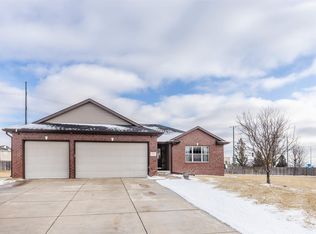 2555 Alana Ln, Lincoln, NE 68512