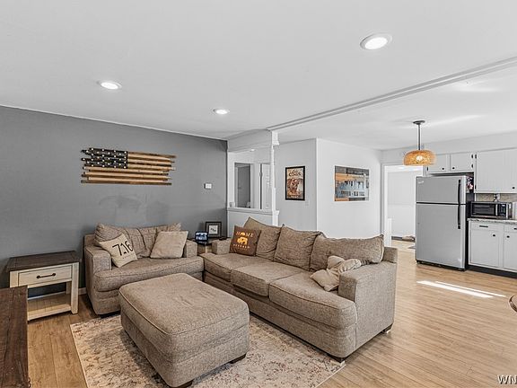 4th image of 3202 Durham Rd