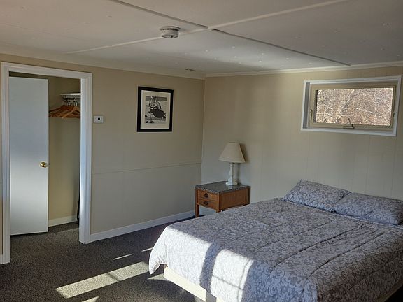 3rd image of 196 Searsport Ave #12