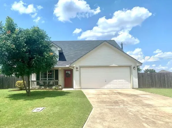 908 Patriot Ct, Temple, TX 76502