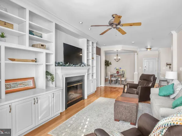 500 Belmont Bay Dr Unit 113, Woodbridge, VA 22191