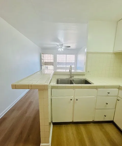 736 Bernard St #102 — Photo 5