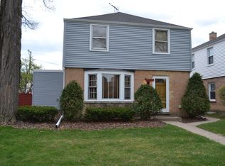 8655 Fernald Ave, Morton Grove, IL 60053