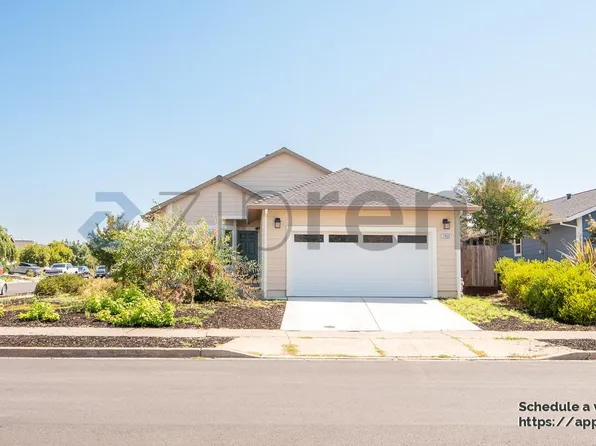 1960 Dogwood Dr, Santa Rosa, CA 95403