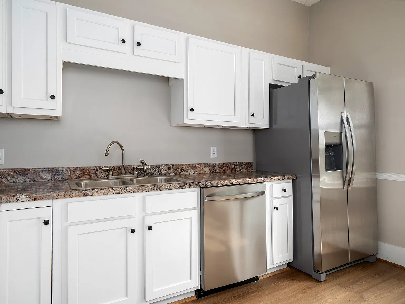 3 bed, 2.0 bath, 1751 sqft, $1,200 — Photo 4