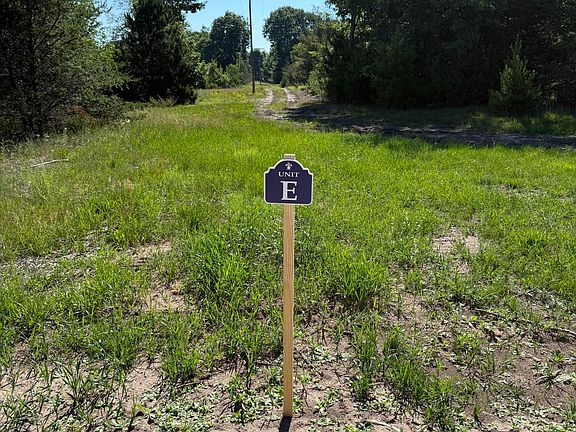 4th image of Sadie Ln Parcel E