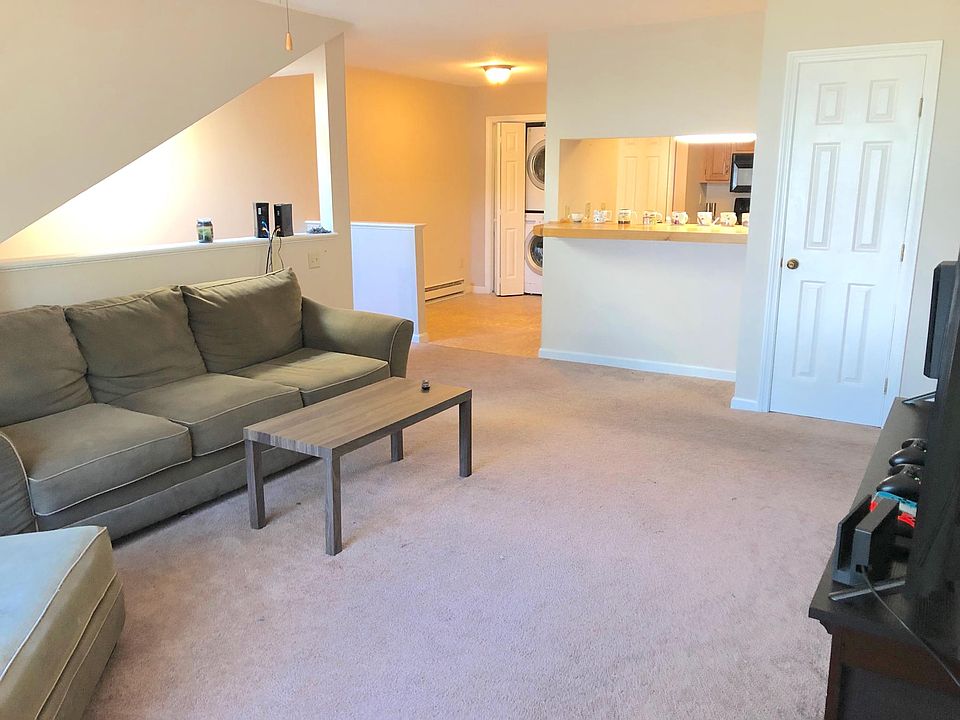 1st image of 161 Saco Ave Unit 316