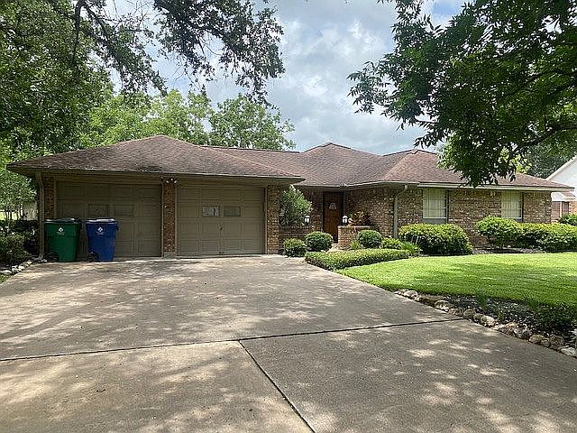 1st image of 1428 Camellia Dr
