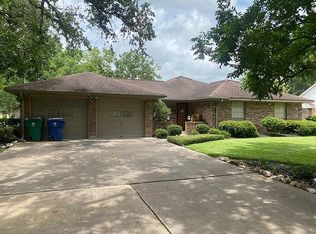 1428 Camellia Dr, Sweeny, TX 77480