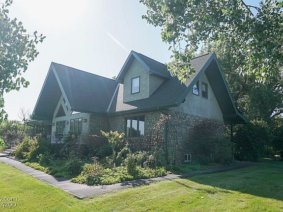 3rd image of 2607 N Highway 14