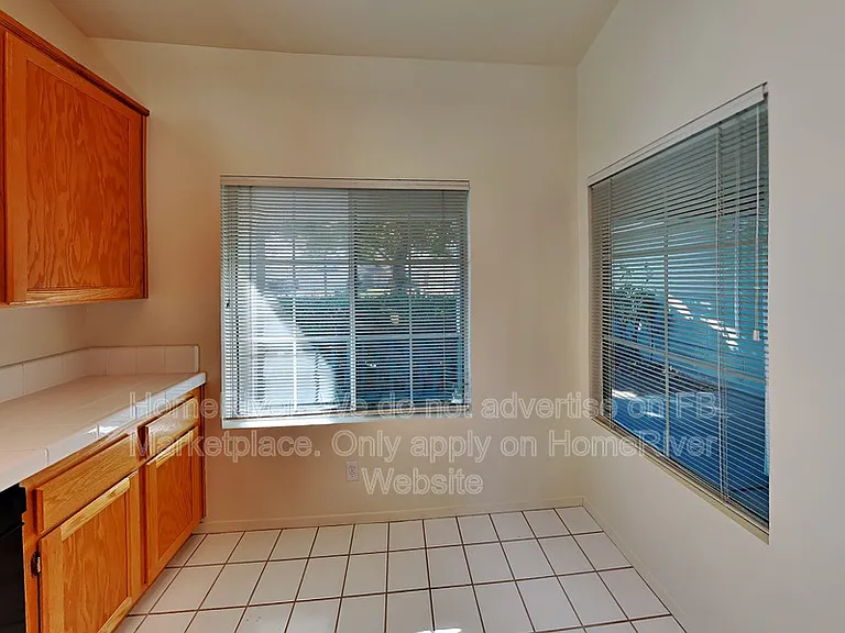 8453 Mockenhaupt Ct — Photo 7