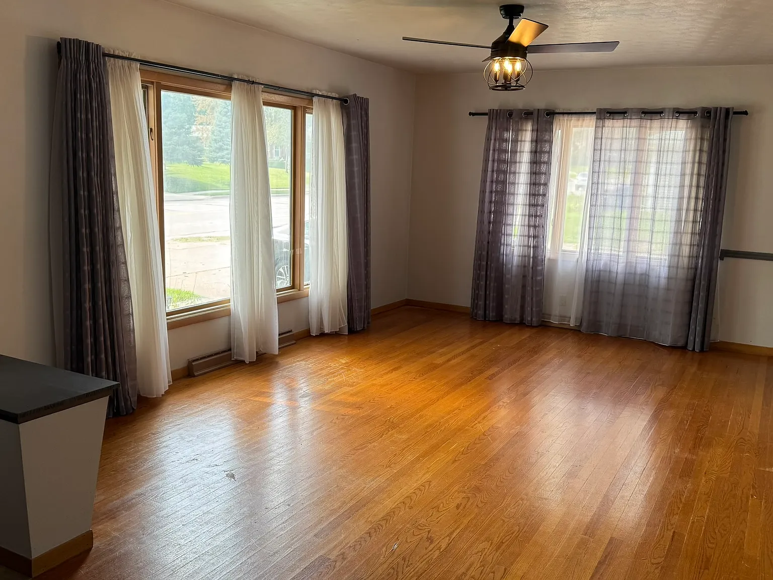 2 bed, 1260 sqft, $1,400 — Photo 3