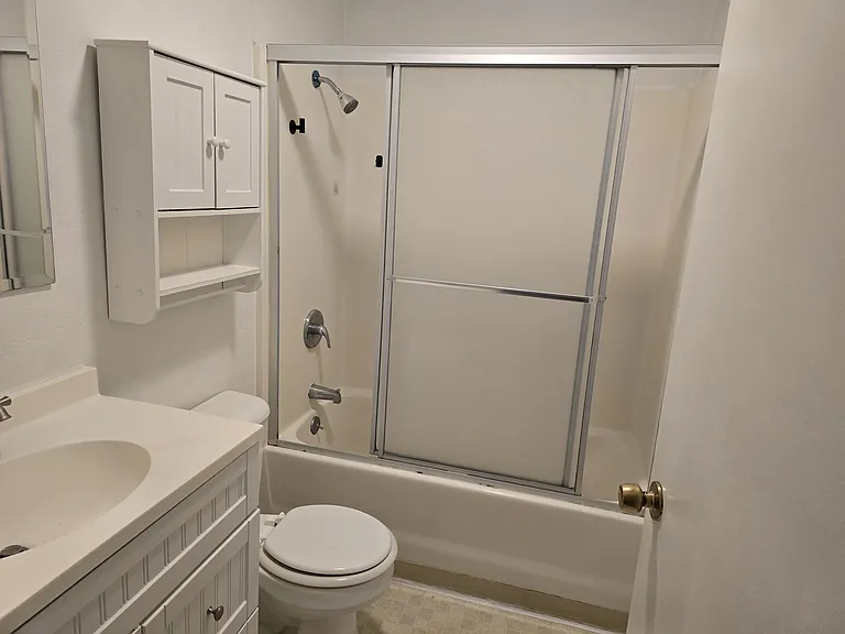 1011 Hillcrest Rd — Photo 8