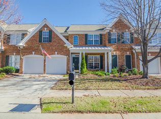 340 Robinlynn Rd, Matthews, NC 28105