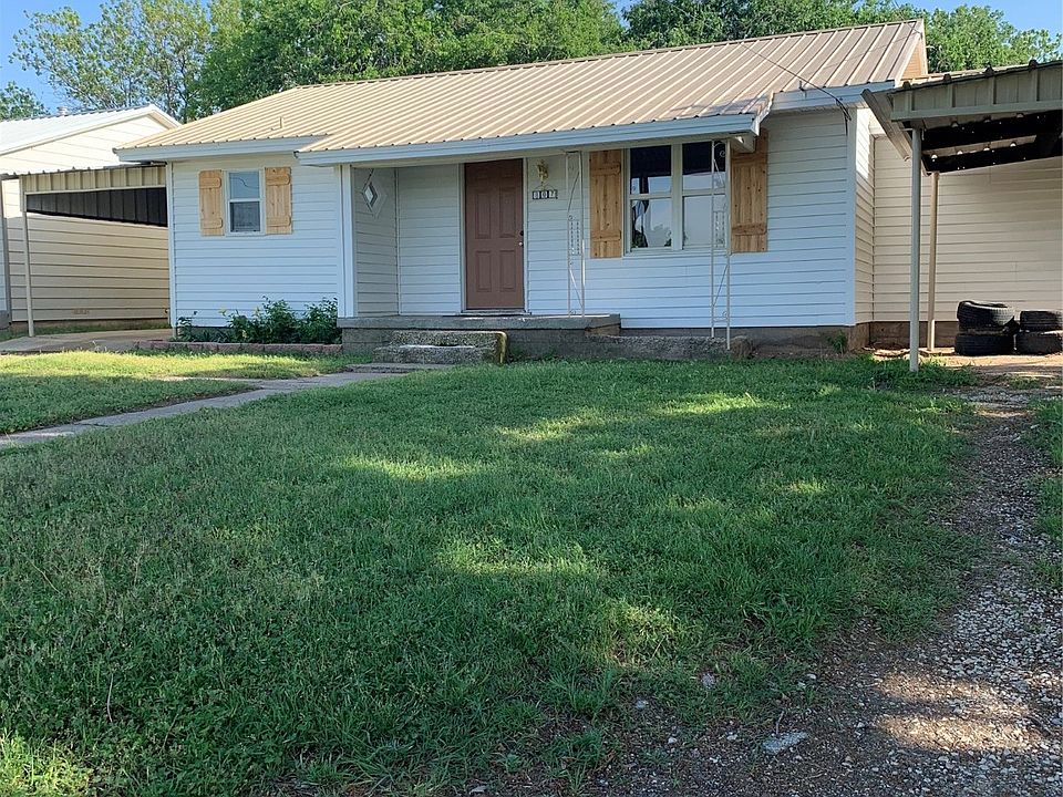 1st image of 807 W Pine St