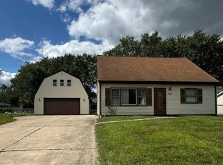 722 Devonshire Rd, Valparaiso, IN 46385