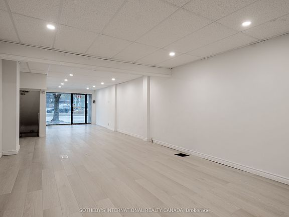 3rd image of 641 Saint Clair Ave W