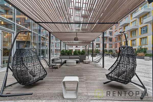 Rented by The KCI Group | media 31